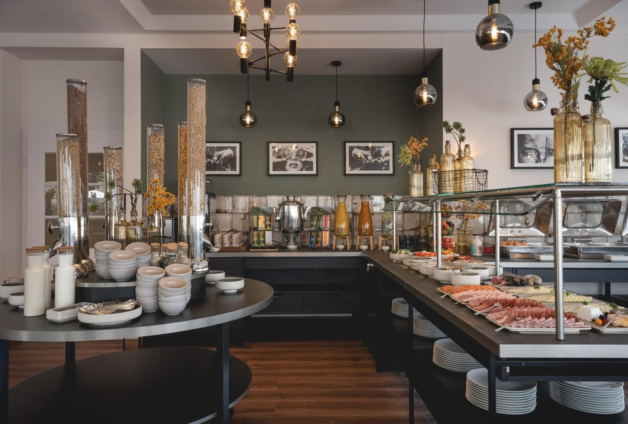 Leonardo Hotel Heidelberg City Center Luaran gambar